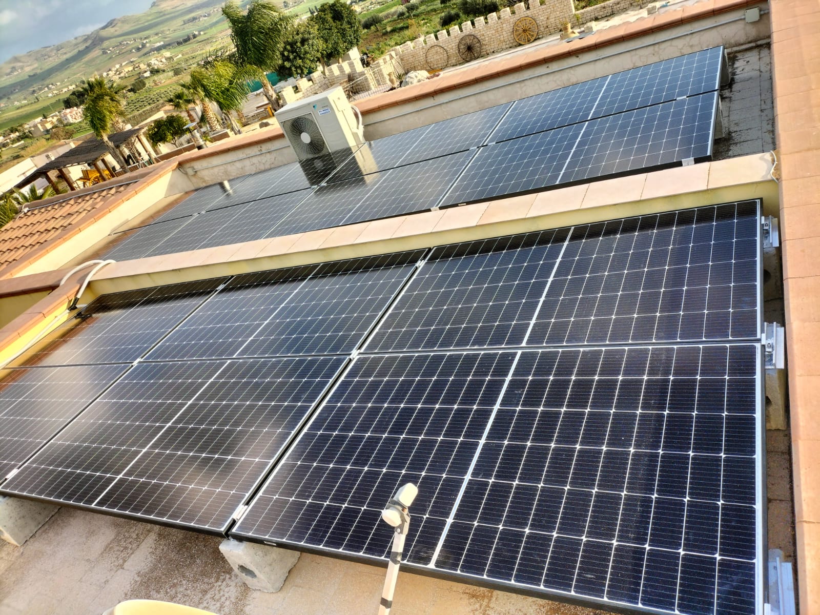 Fotovoltaico su tetto piano in Valderice